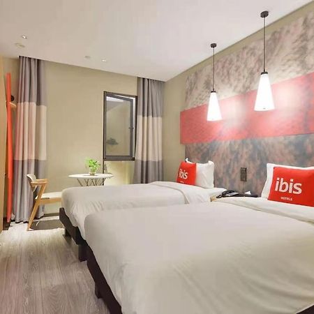 Ibis Shanghai North The Bund Zhoujiazui Road Eksteriør bilde